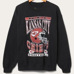 Kansas City Chiefs Helmet Sweatshirt Hoodie Retro 90S Collection